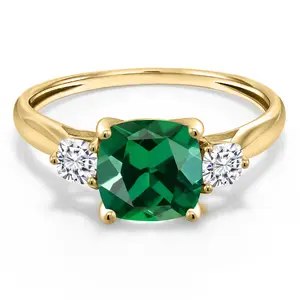 Gem Stone King 10K Yellow Gold Green Nano Emerald and White Moissanite Engagement Ring For Women | 0.91 Cttw | Cushion 7MM | Gemstone May Birthstone
