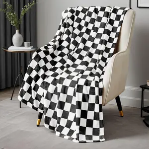 Checkerboard Print Blanket, Soft Comfortable Plaid Print Throw Blanket, Christmas Decor Warm Napping Blanket for Home Office Living Room Bedroom, Christmas Gifts, Christmas Decorations