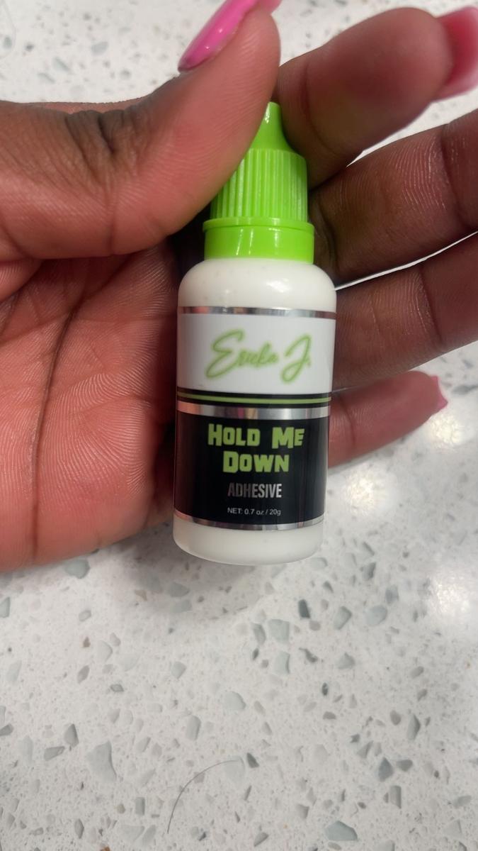 Item: Hold Me Down Adhesive (20g)