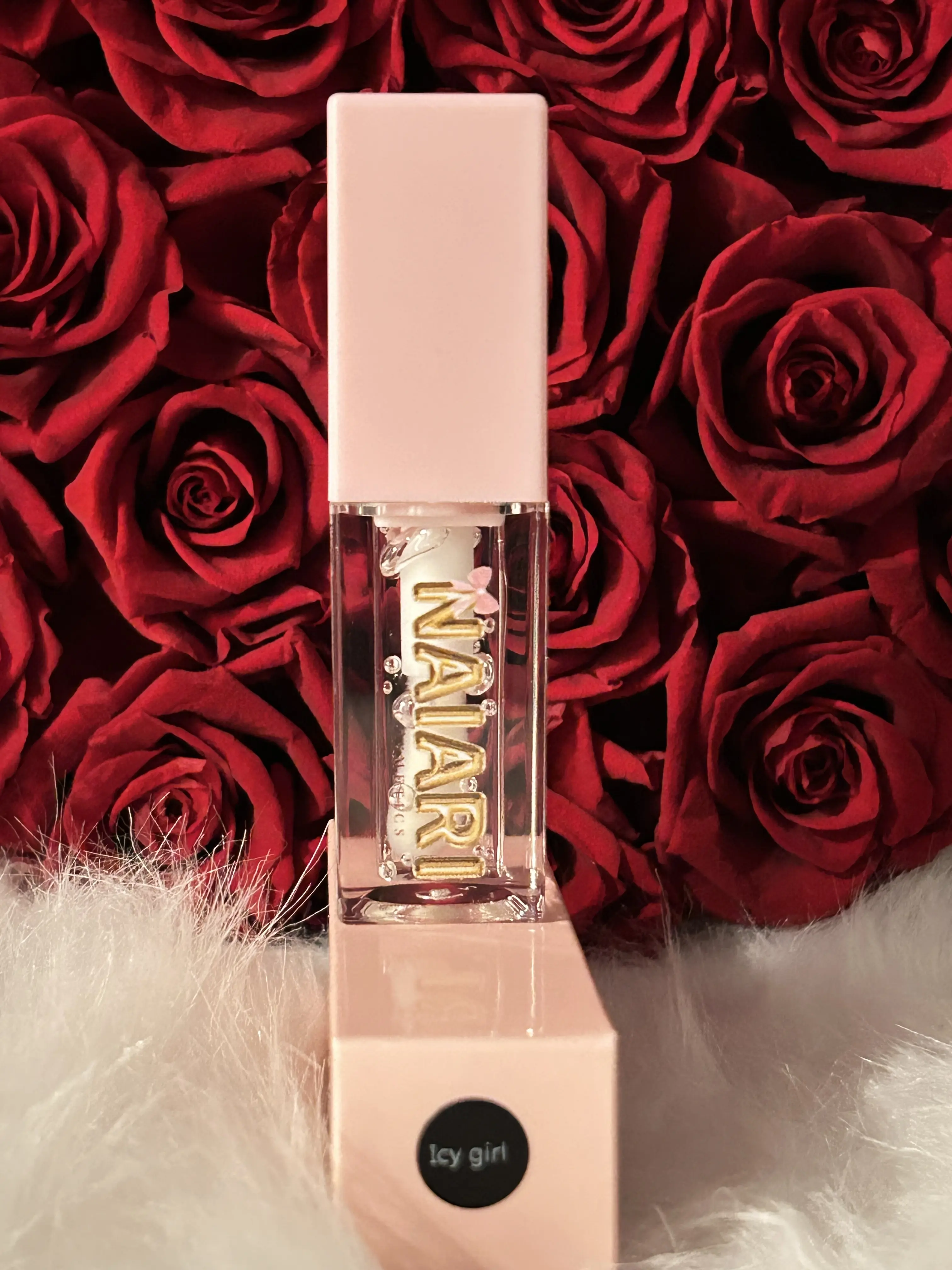 Icy Girl Lip Oil, Hydrating Gloss for Moisturizing Care