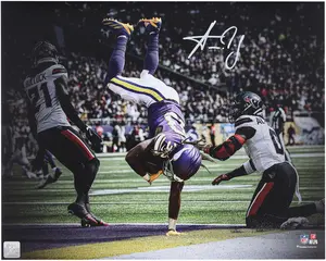 Aaron Jones Minnesota Vikings Autographed 16" x 20" Touchdown Flip Spotlight Photograph - Fanatics Authentic Certified