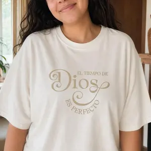 Spanish Christian Shirt Women Plus Size Faith Graphic Tee El Tiempo De Dios Es Perfecto