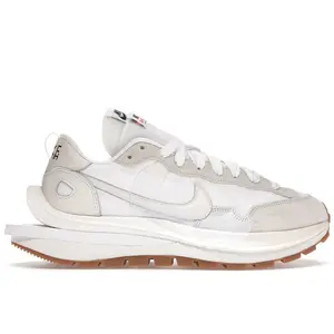 Nike Men's Vaporwaffle sacai Sail Gum Running Shoes, from StockX