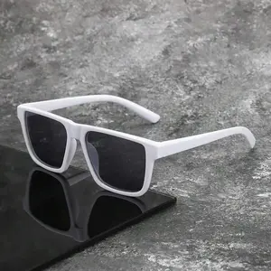 1 Pair Of Retro Square Frame Fashion Glasses For All Seasons,  Accessories For Men And Women, Novelty Daily Wear Decorative Glasses