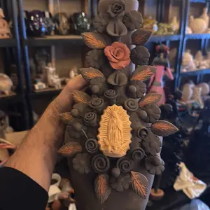 Flower vase