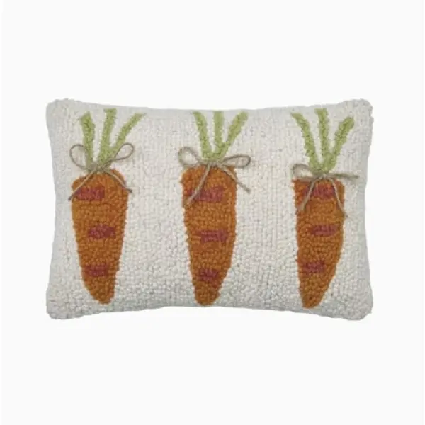 Peking Handicraft 30AV269C12OB 8 x 12 in. Carrots Poly Fill Hook Pillow, Multi Color
