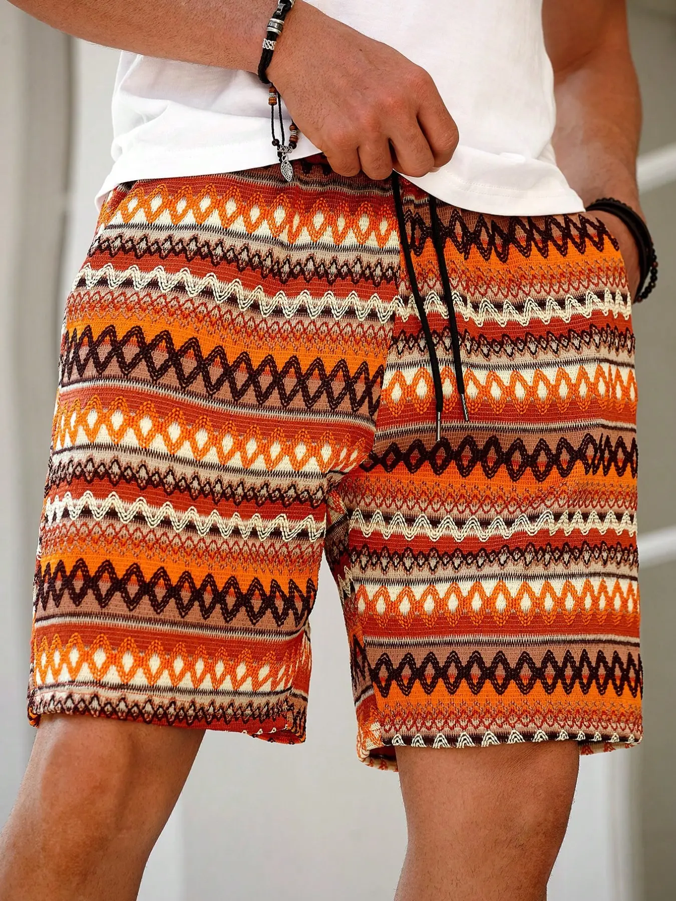 Men's Plus Size Jacquard Shorts, Casual Tropical Chevron Pattern, Mid Waist Drawstring, Fitted Summer Streetwear, Daily, Casual Tropical Style, Hawaiian Beach Shorts