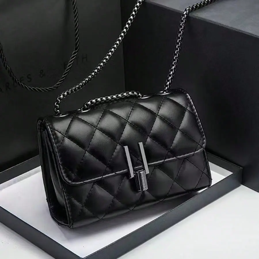 Elegant Black Quilted Crossbody Bag For Women Metal Chain Strap Shoulder Purse, Adjustable Strap, Polyester Lined, Urban Fashion Accessory