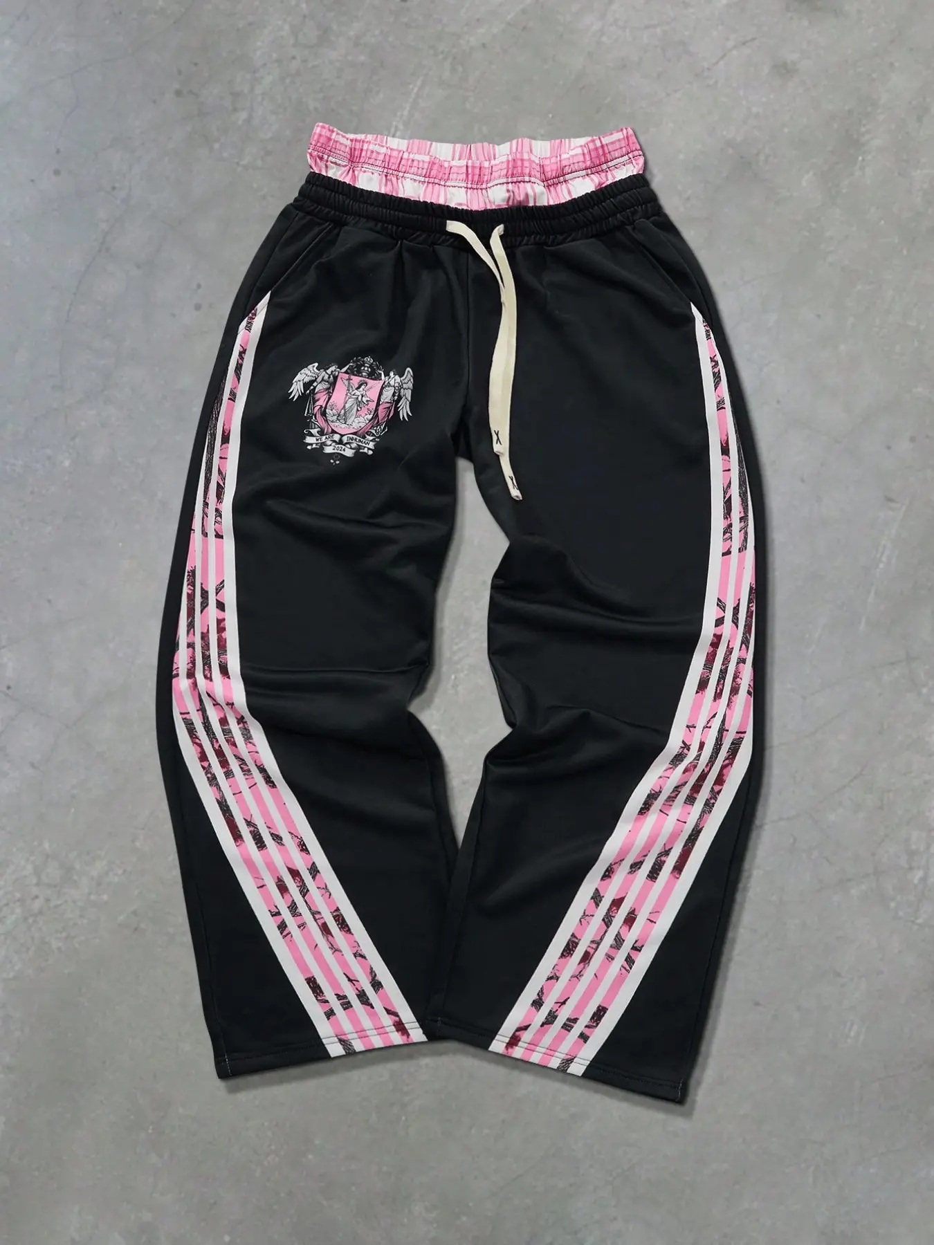 Mens black track pants, Casual sporty pants, Sportswear, Graphic print with side pink white stripes and camouflage texture splicing design double waistband elastic drawstring loose wide leg fit breathable comfortable casual sport sweatpants