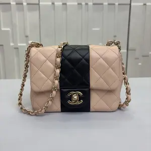 Pre-owned CHANEL Leather Shoulder Bags Square Mini #C13345499517 A120