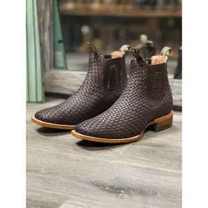 110 BOTIN PETATILLO BROWN