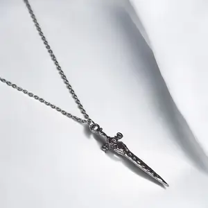 Blade Chain 15-17" Stainless Steel Hypoallergenic Tarnish Resistant Necklace for Women