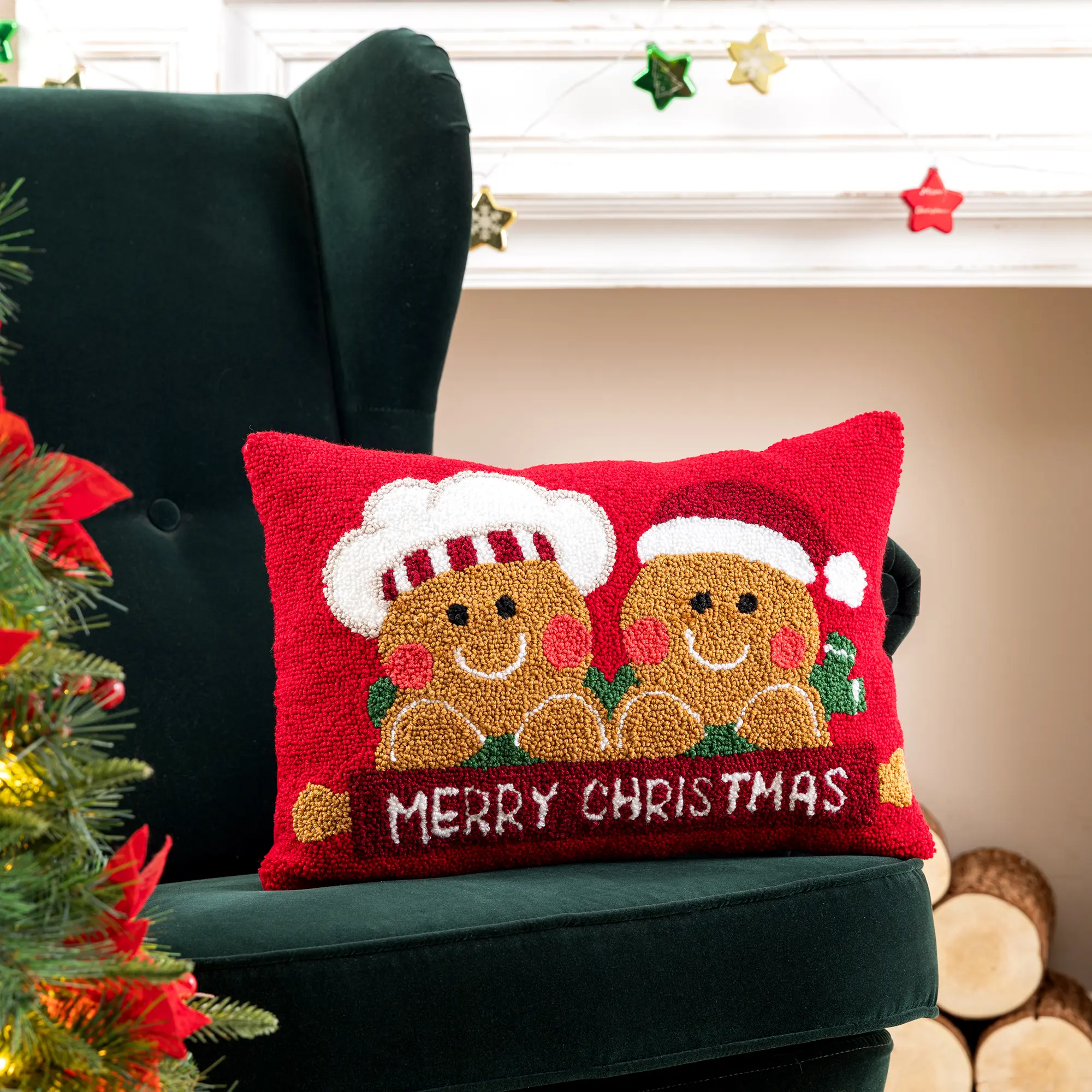 【Christmas in July】 Glitzhome 18"L Hooked Gingerbread Boy & Girl Pillow