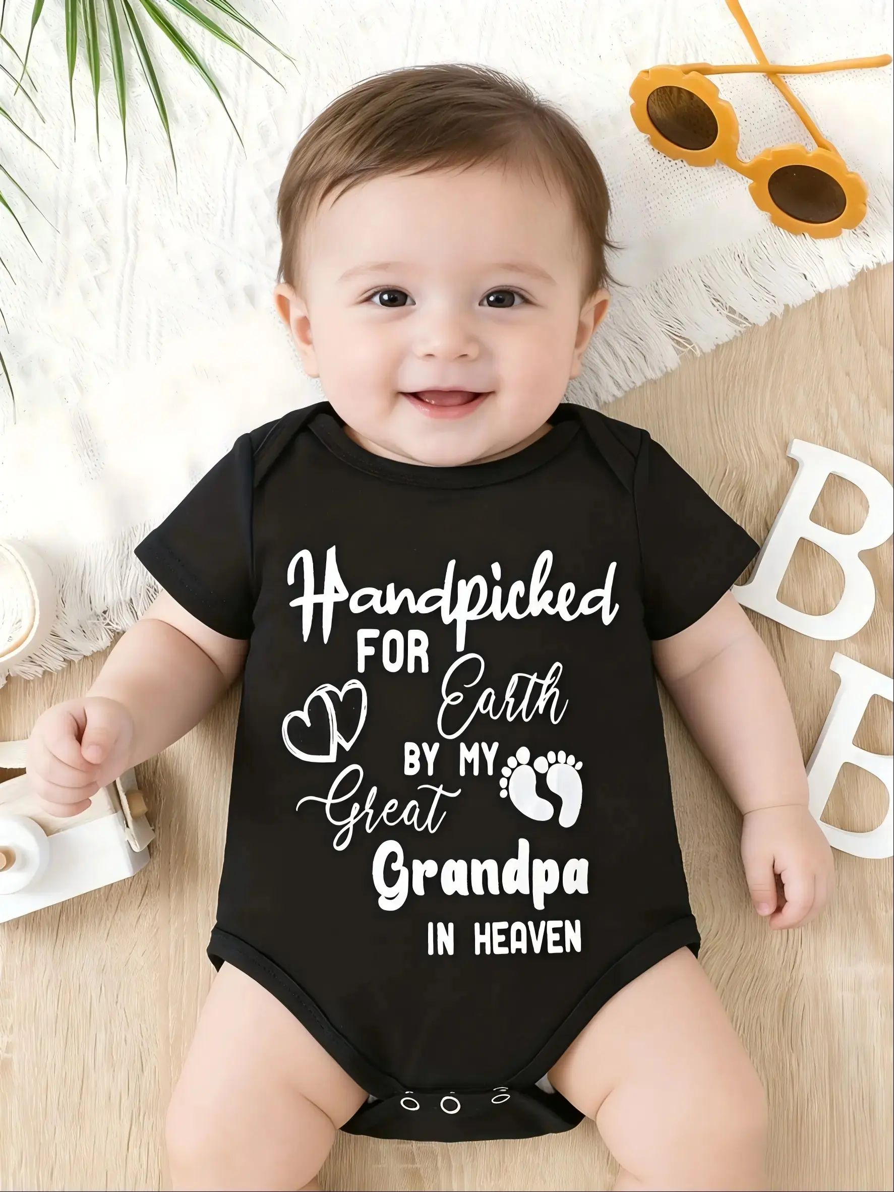 My Great Grandpa in Heaven" Handpicked Soft Cotton Youngsters Onesie with Footprint & Letter Design, Casual Round Neck, Summer Romper for Youngsters Short Sleeves Newborn, Bodysuit For Youngsters