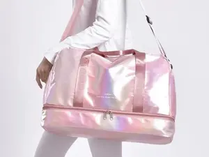 Large Capacity Minimalist Waterproof Ombre Zip Travel Bag for Women & Men Lightweight Duffel Bag with Spacious Storage for Weekend Trips