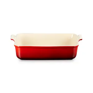 Le Creuset Heritage Deep Rectangular Oven, 6.75Qt Lasagna Baking Dish, Durable Kitchen Bakeware for Home Baking