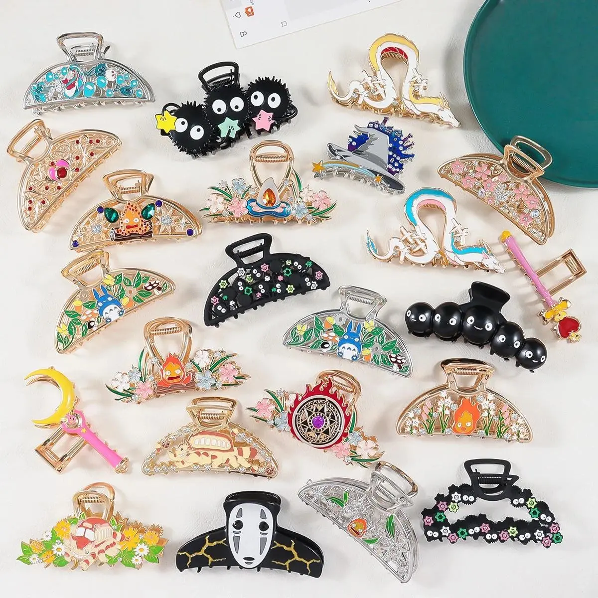 Vintage Anime Hair Claw Japanese Comic Cartoon Style Alloy Hair Clips Hair Accessories for Women Girls Unique Shark Clips