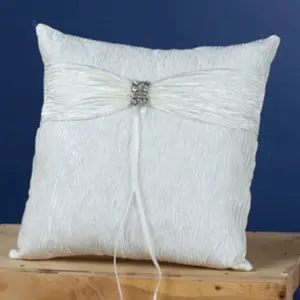 7" RING PILLOW