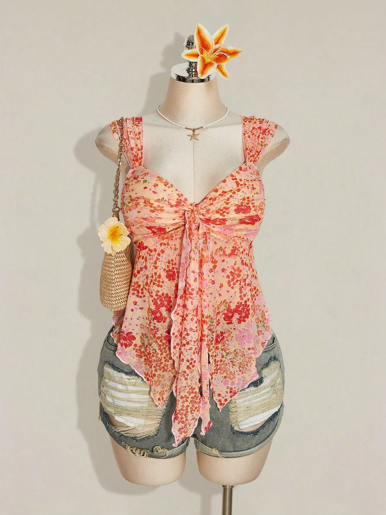 VYNCE Sweetheart Neckline Plus Size Pink Floral Camisole Top Summer Beach Holiday Y2K Retro Boho Gathered Tie-Up Chest Asymmetric Hem Mesh