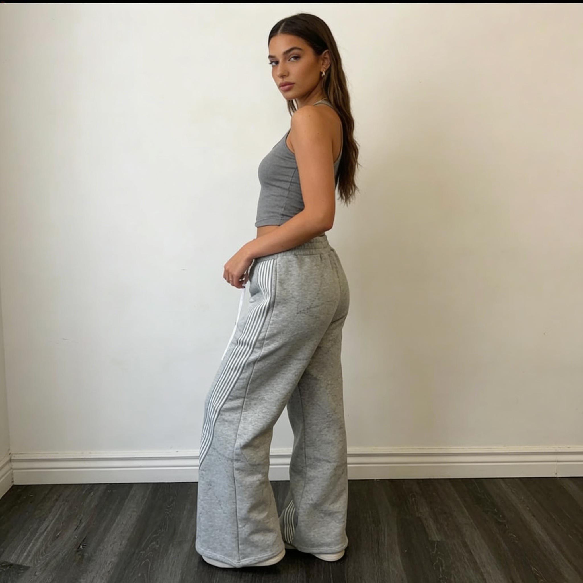 Striped Wide Leg Sweatpants, Y2K Retro Oversized Drawstring Track Pants, Casual Streetwear Baggy Lounge Trousers, Comfy Athletic Joggers for Men Women