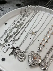 Gothic Punk Y2K Heart Thorn Cross Pendant Necklace, Women's Jewelry, Halloween Gift, Party Gift, Holiday Gift, Necklace Set