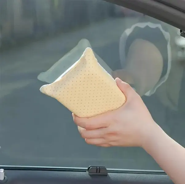 New Super Absorbent Sponges- Streak-Free Cleaning