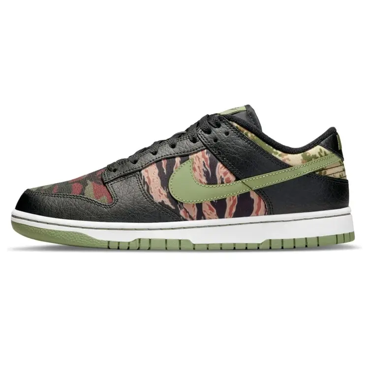 Nike Dunk Low SE 'Black Multi-Camo' Men's Low-Top Athletic Footwear - Bold Camo Pattern, Durable Rubber Sole, All-Season, True-to-Size, Casual Streetwear Closed-Toe Sports Shoes, Snug Fit