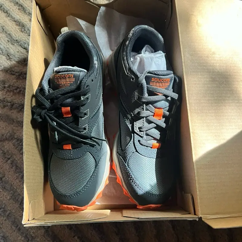 Boys Saucony Cohesion TR14 LTT Trail Running Shoe - Grey with Orange Accents for Enhanced Grip and Comfort