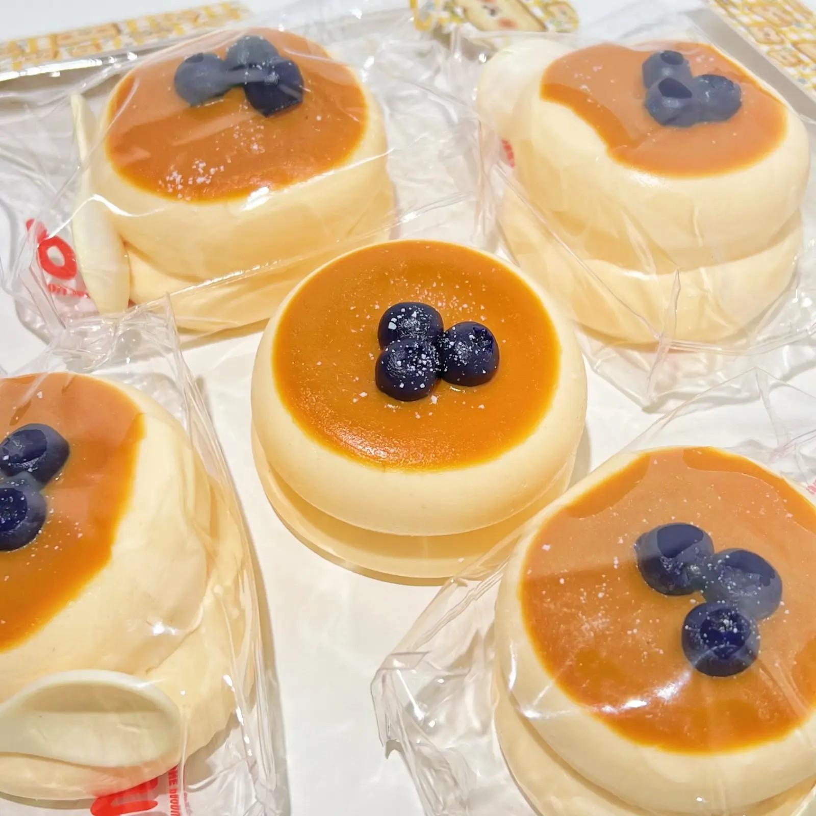 【Buy 3 get 1 free 2025 new model 】Blueberry Original Flavor Soufflé Food-Grade Silicone Slow-Rising Rebound Squishy Fidget Toys for Stress Relief - Soft Squeeze Toys with Thick Creamy Slime Texture, Handmade Non-Toxic Sensory Toys transparent bag