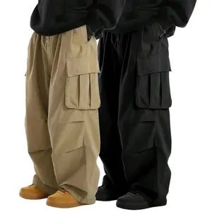 Men’s loose wide-leg cargo pants featuring a three-dimensional multi-pocket design and an elastic waistband for comfortable wear without tightness. Crafted from a drapey yet structured fabric, they offer a retro, versatile look suitable for street style a