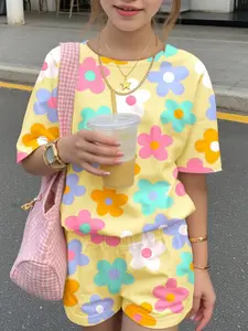 Teen Girls Casual Minimalist Short Sleeve T-Shirt and Shorts Set, Summer Floral Shirt, Cute Summer Clothing, Soft Style