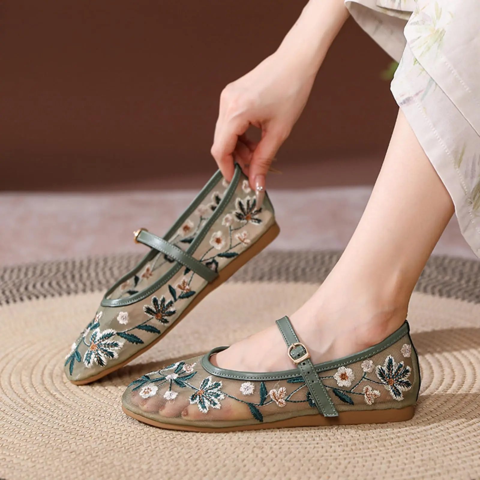 Women Tulle Floral Embroidered Mesh Flats Mary Jane Ballerina Round Toe Comfortable Daily Dress Ballet With Buckle Flats Shoes