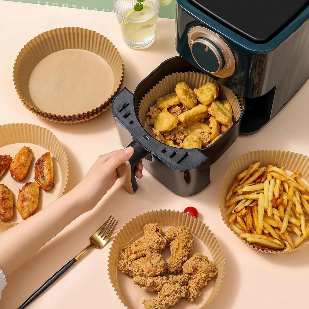 Air Fryer Liner,100 Square Air Fryer ParchmentPaper Liner, Air Fryer Liners Disposable for Microwave,Square Non-Stick Air Fryer Liner Square Free of Bleach