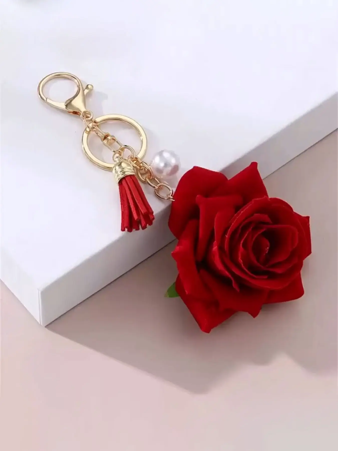 Romantic Red Rose Keychains With Tassel & Faux Pearl Additions, Tassel Pearl Pendant Rose Flower Keychain Rose Floral Keyring Ladies Bag Pendant Red Rose Bag Charm Purse Accessory Keyring Birthday Valentine's Day Wedding Gift, Keychain For Purse