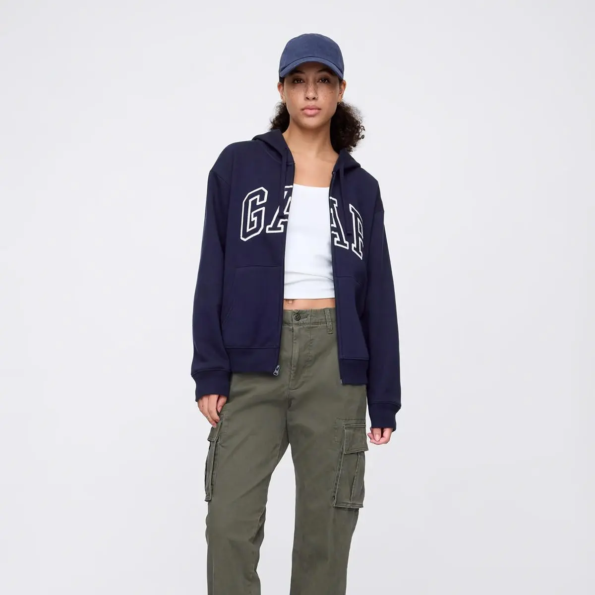 Women's Gap Relaxed Fit Full-Zip Fleece Hoodie, Casual Sweatshirt