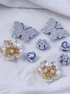 Set of 8/14/16 Cute Bling Shoe Charms, Pearl Flower Butterfly Decorations, Simple Aesthetic Jibbitz Accessories for All Seasons