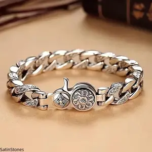 S925 silver-plated rotating fashion bracelet - the perfect accessory for everyday wear, an ideal gift for friends and family, and also suitable for women.