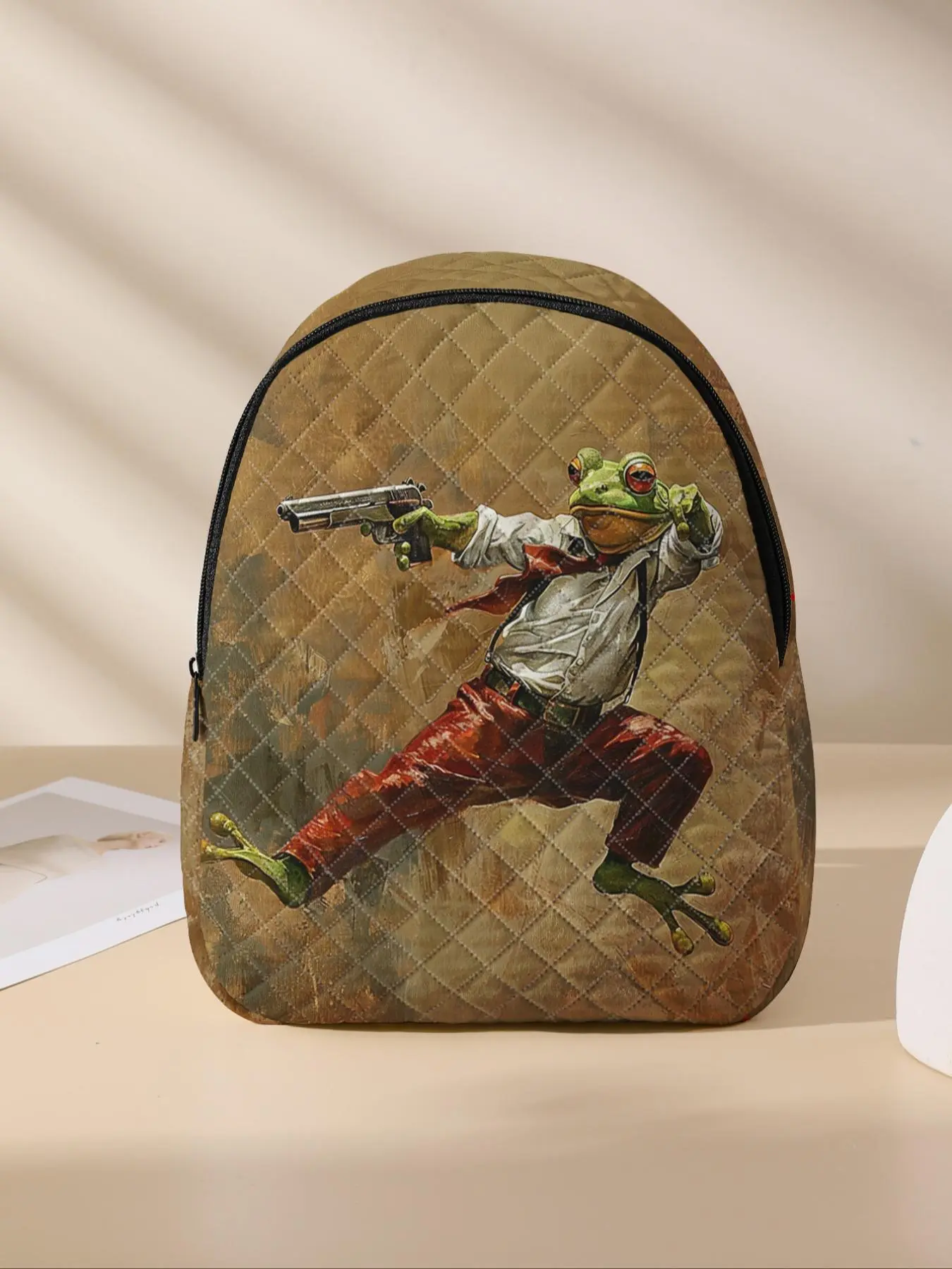 Frog Pattern Backpack, Casual Lightweight Backpack with Lunch Pocket, Durable School Bag for Students, Large Travel Diaper Bag for Moms, Ladies and Baby Care