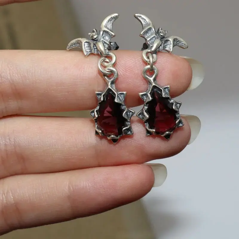 Retro Gothic Ruby Bat Earrings for Men and Women Personalized Punk Hip Hop Rock Halloween Jewelry Gift