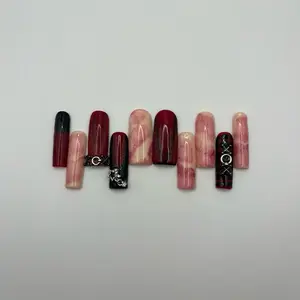 XOXO Gothic kisses press on nails