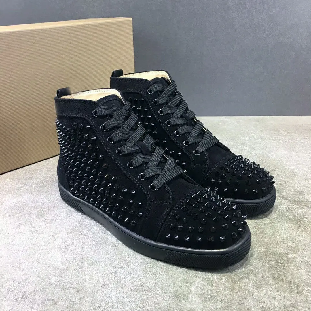 New genuine leather men's high-top flat shoes, rivet shoes, casual women's shoes, embroidered shoes, large size couple's shoes, portable, slip-resistant, rainproof.,breathable