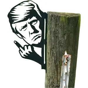 Peaking a Boo Flipping Off Bigfoot Animal Metal Sign Art Ornament, Animal Peeping Around Signs Corner Tree Garden Fence Farmhouse Outdoor Home Decoration (People)