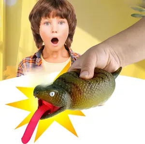 Fat Snake Squeeze Toy, Realistic Rubber Snake Fake Snakes Toy with Retractable Tongue and Sound, Simulation Snake Interactive Cat Toys Halloween Prank Toys Scary Gag Gift (Green)