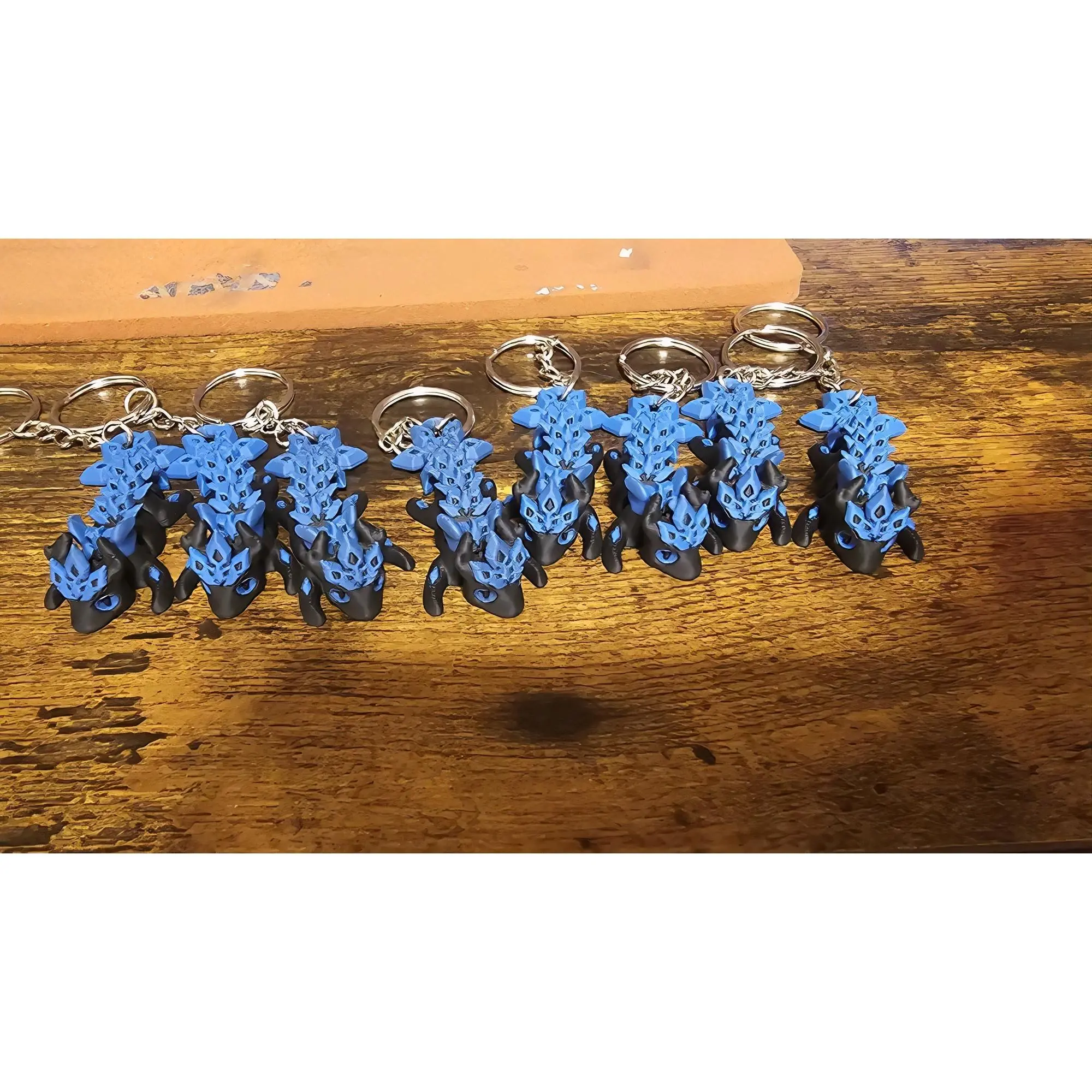 Fidget Dragon Keychain - Blue and Black Design for Stress Relief and Fun