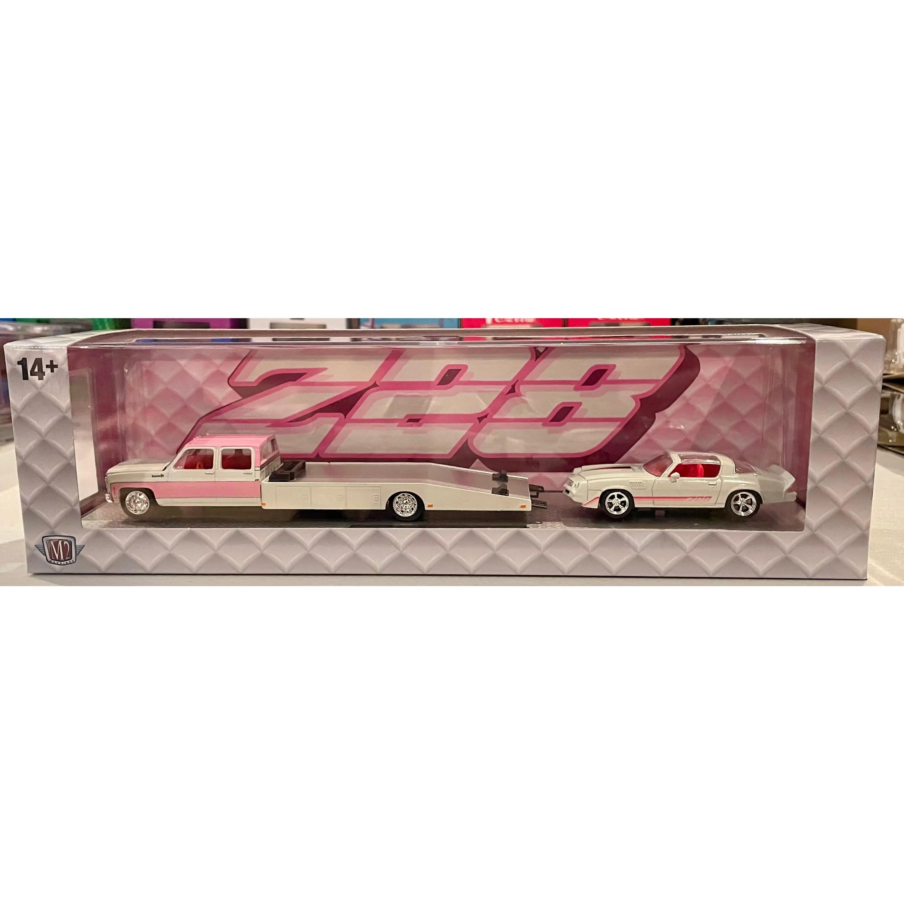 M2 1:64 1980 Chevrolet Camaro Z28 & 1980 Chevrolet Ramp Truck Lowered - Hauler