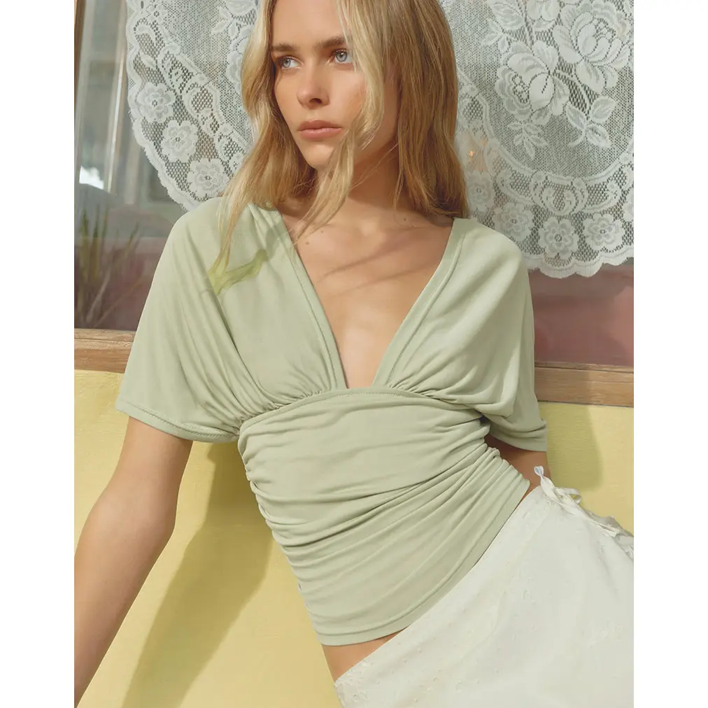Vernia Plunge Batwing Top in Cupro Pistachio