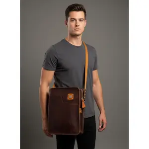 The Vert - Crossbody Tablet Bag