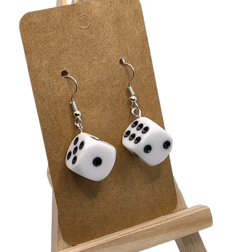 Dice Earrings - Unique Design, Perfect for Game Night Enthusiasts