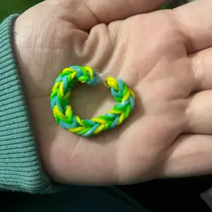 Fishtail Ring - Green and Blue Twisted Design with Clasp Closure
