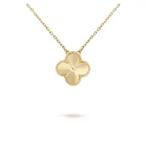 Pre-owned Van Cleef & Arpels VCA Vintage Alhambra Pendant 18K Yellow Gold